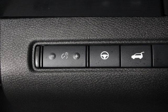 Certified 2024 Nissan Pathfinder SL FWD image 25