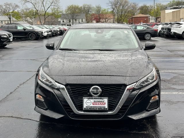 Used 2022 Nissan Altima 2.5 SV FWD image 2