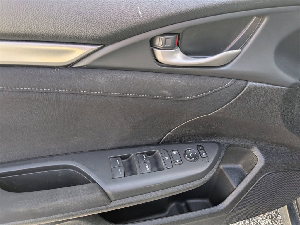 Used 2021 Honda Civic EX image 11