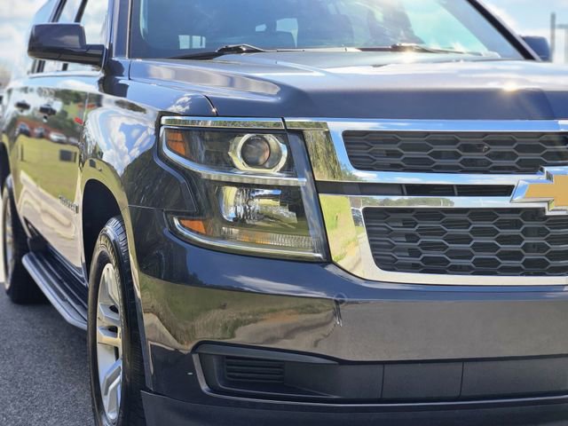 Used 2018 Chevrolet Suburban LT image 9