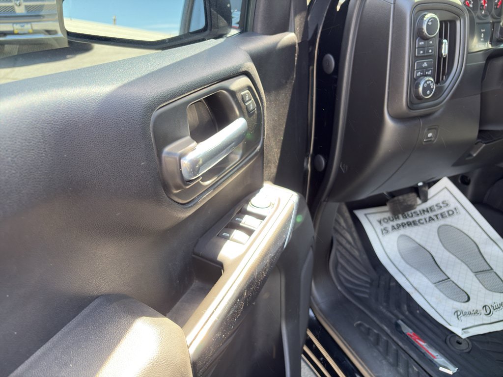 Used 2021 Chevrolet Silverado 1500 Custom Trail Boss w/ Midnight Edition AWD/4WD image 10