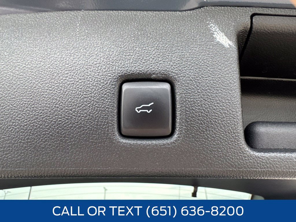 Used 2024 Ford Escape ST-Line w/ Tech Pack #1 AWD/4WD image 38
