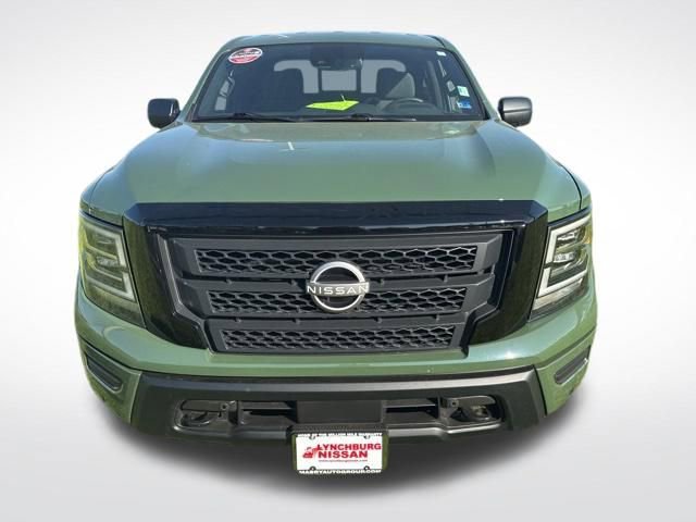 Used 2024 Nissan Titan SV w/ SV Bronze Edition Package image 8