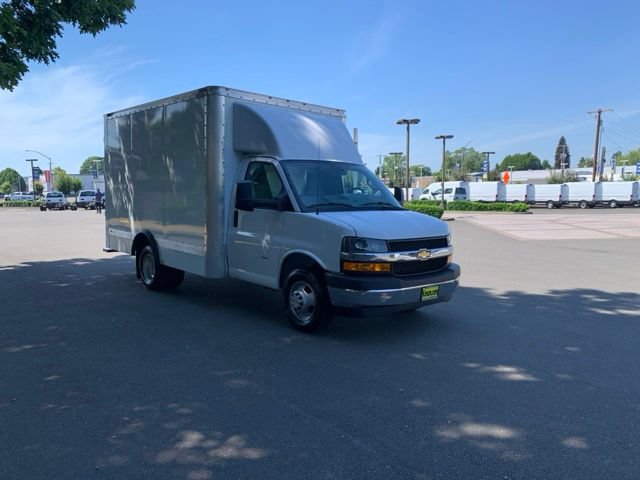 Used 2024 Chevrolet Express 3500 w/ Power Convenience Package RWD image 7