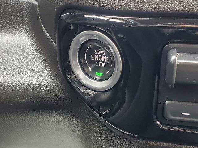 Used 2025 Chevrolet Silverado 1500 LT image 19