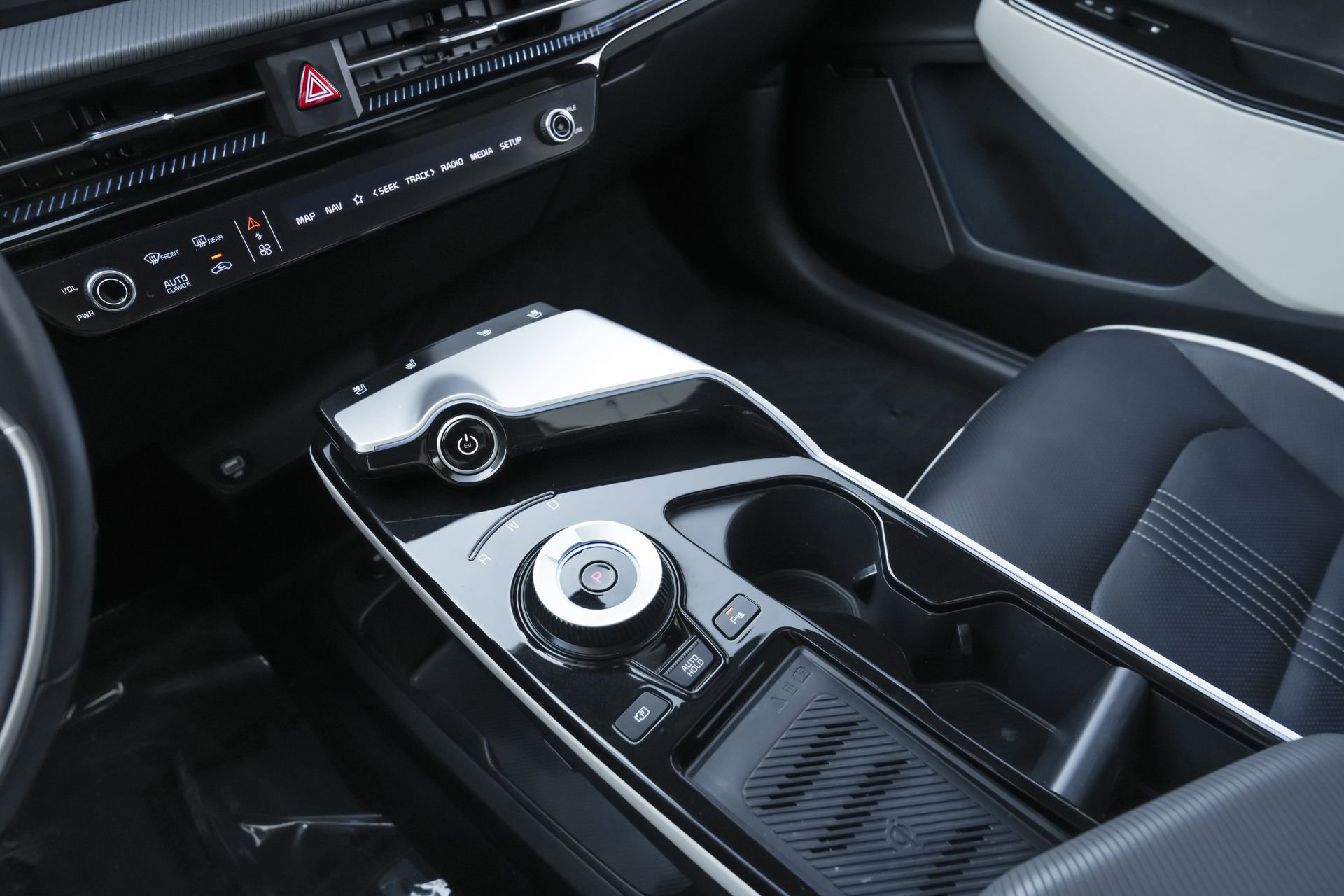 Used 2023 Kia EV6 GT-Line image 11