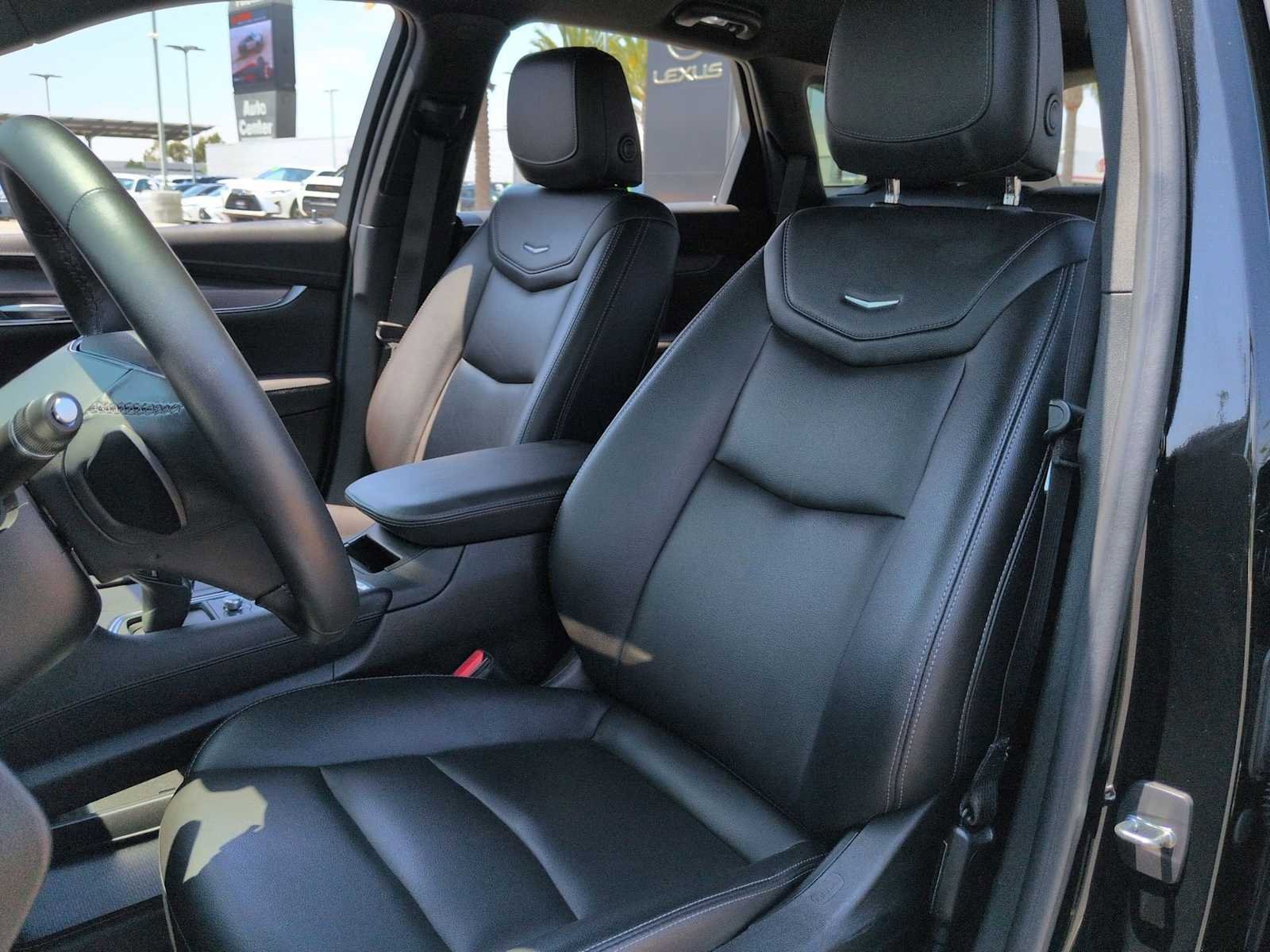 Certified 2023 Cadillac XT5 Luxury FWD image 23