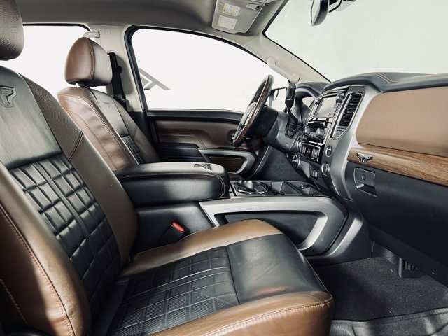 Used 2019 Nissan Titan Platinum Reserve w/ Platinum Utility Package image 17