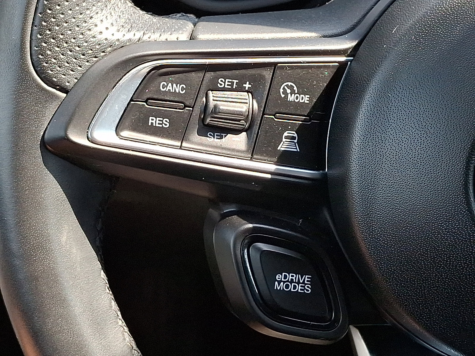 Used 2024 Dodge Hornet R/T Plus w/ Track Pack image 21