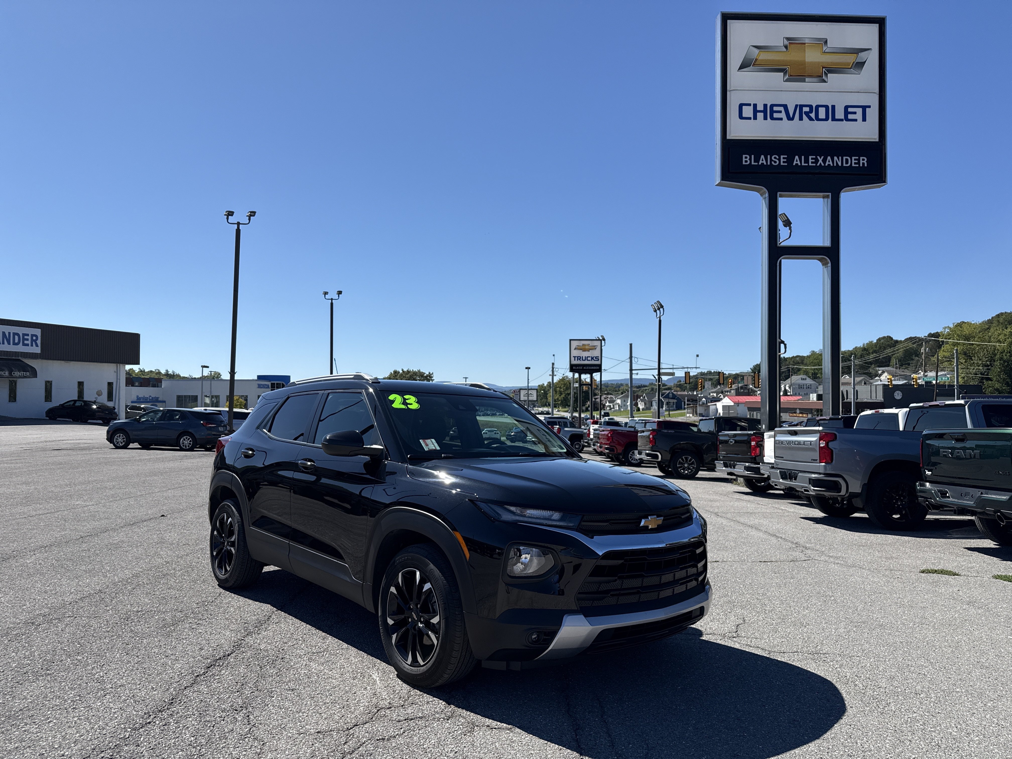Used 2023 Chevrolet TrailBlazer LT