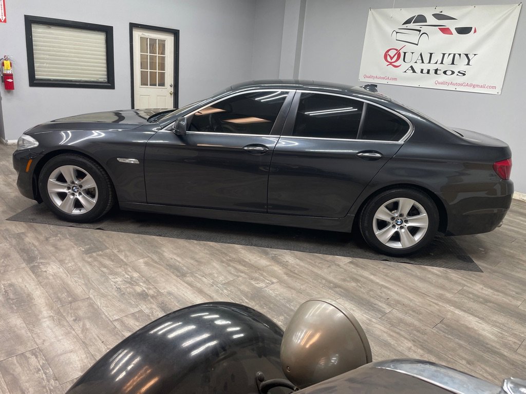 Used 2011 BMW 528i Sedan RWD image 6