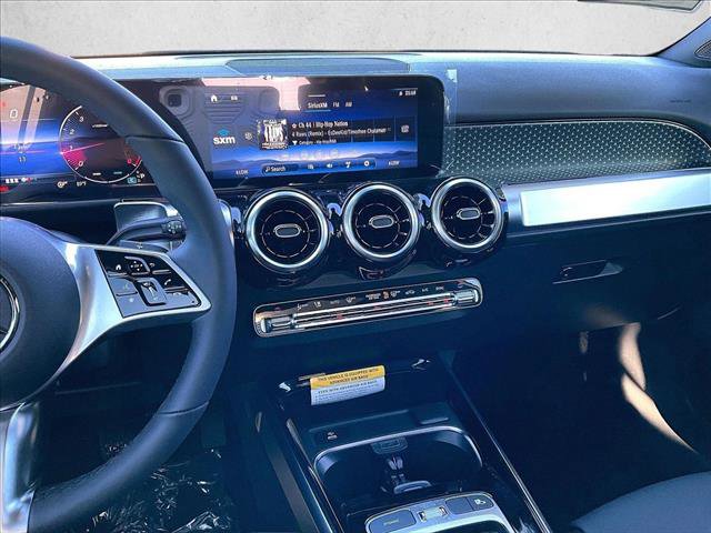 New 2026 Mercedes-Benz GLB 250 image 8