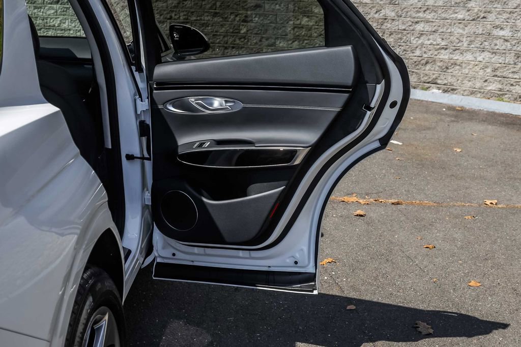 Used 2026 Genesis GV70 2.5T AWD/4WD image 15