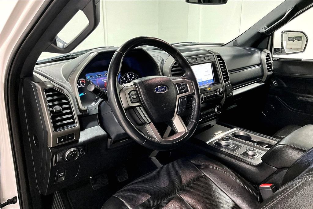 Used 2021 Ford Expedition XLT image 16