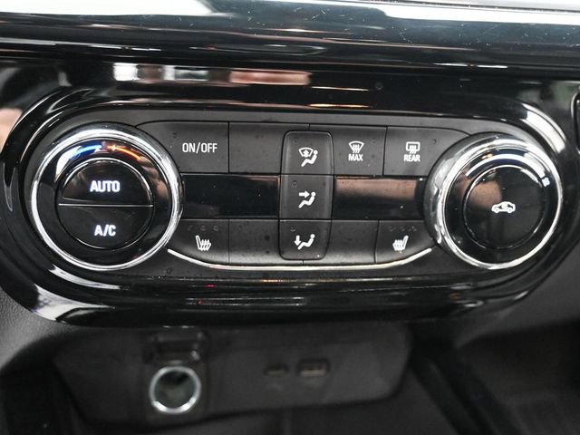 Used 2025 Chevrolet Trax RS w/ Driver Confidence Package image 20