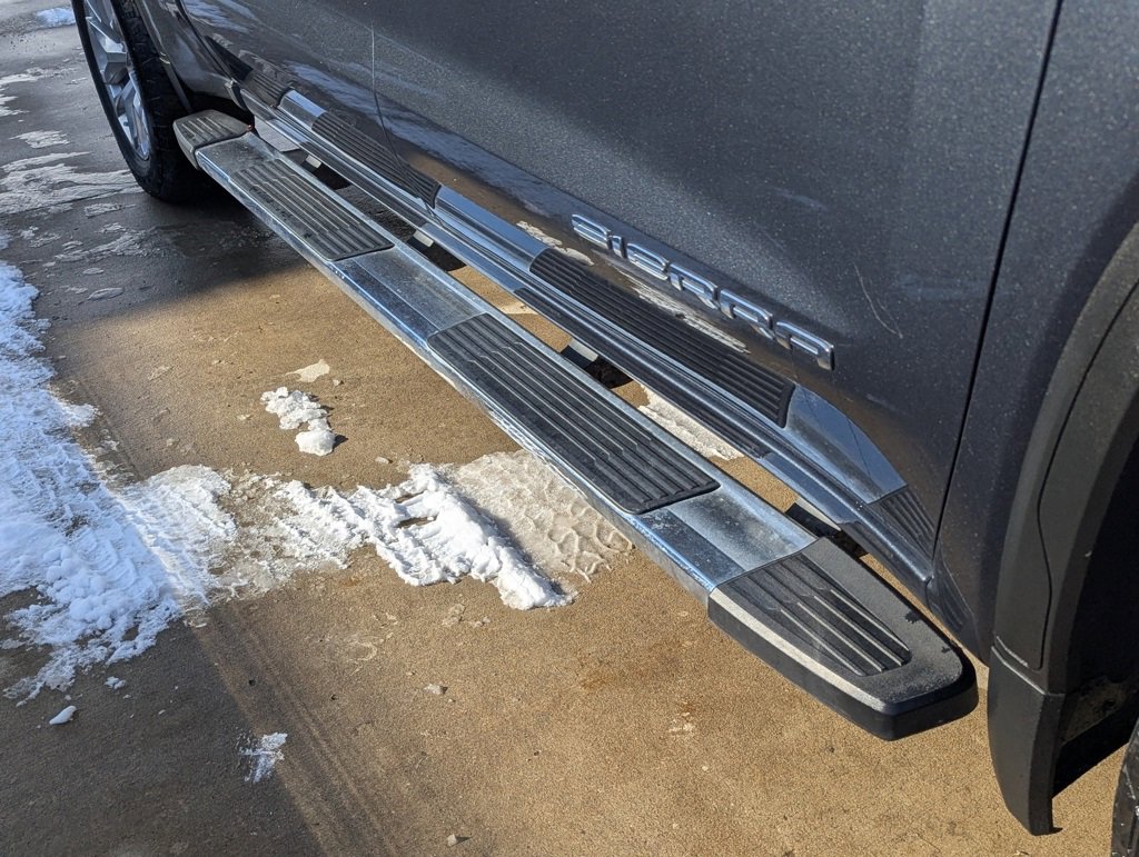 Used 2022 GMC Sierra 1500 SLT w/ SLT Premium Package image 17