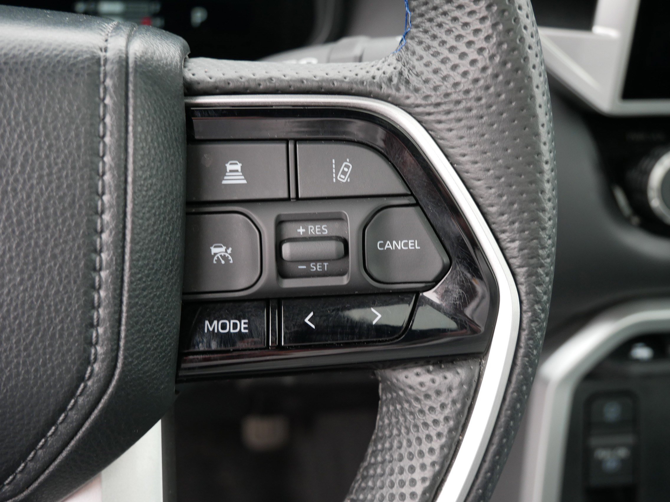 Used 2024 Toyota Tundra Platinum image 29