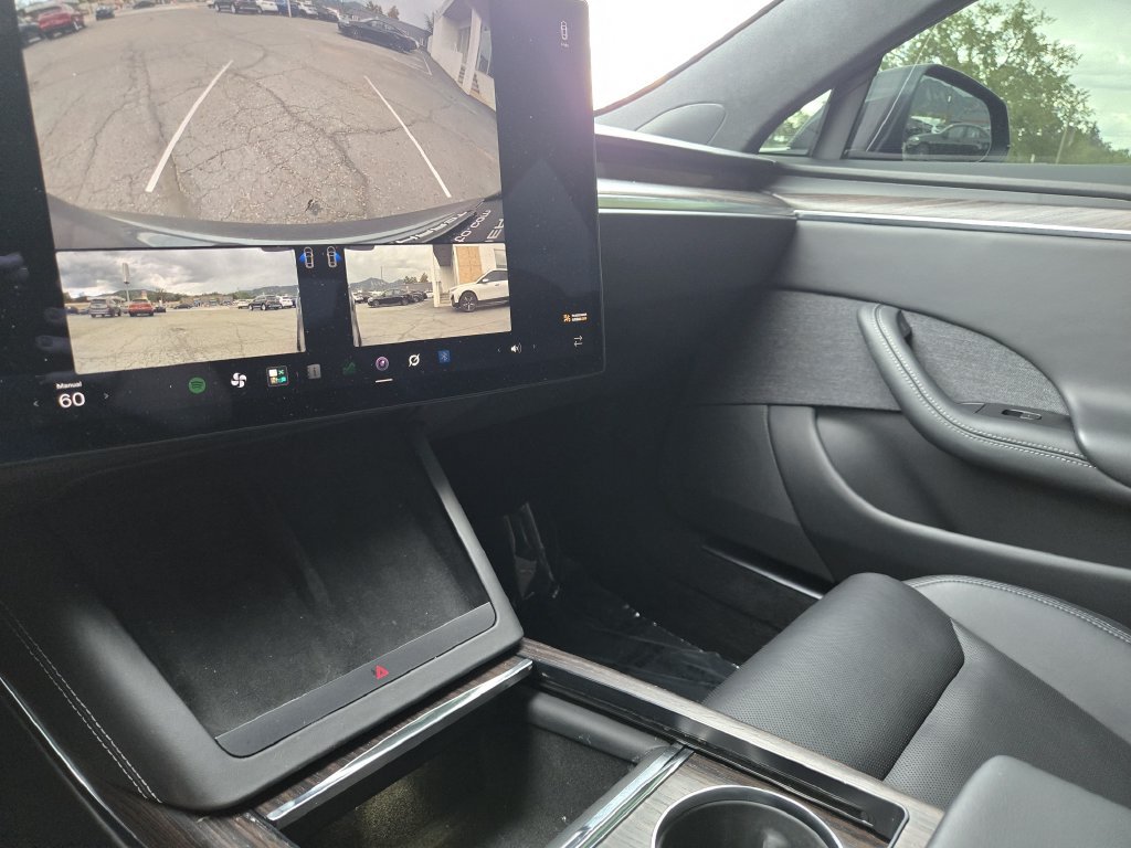 Used 2023 Tesla Model S Standard Range AWD/4WD image 18