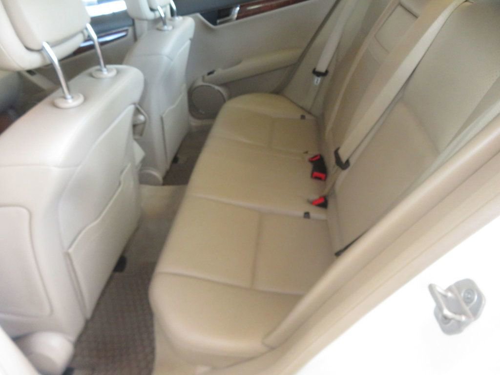 Used 2011 Mercedes-Benz C 300 Sedan image 20