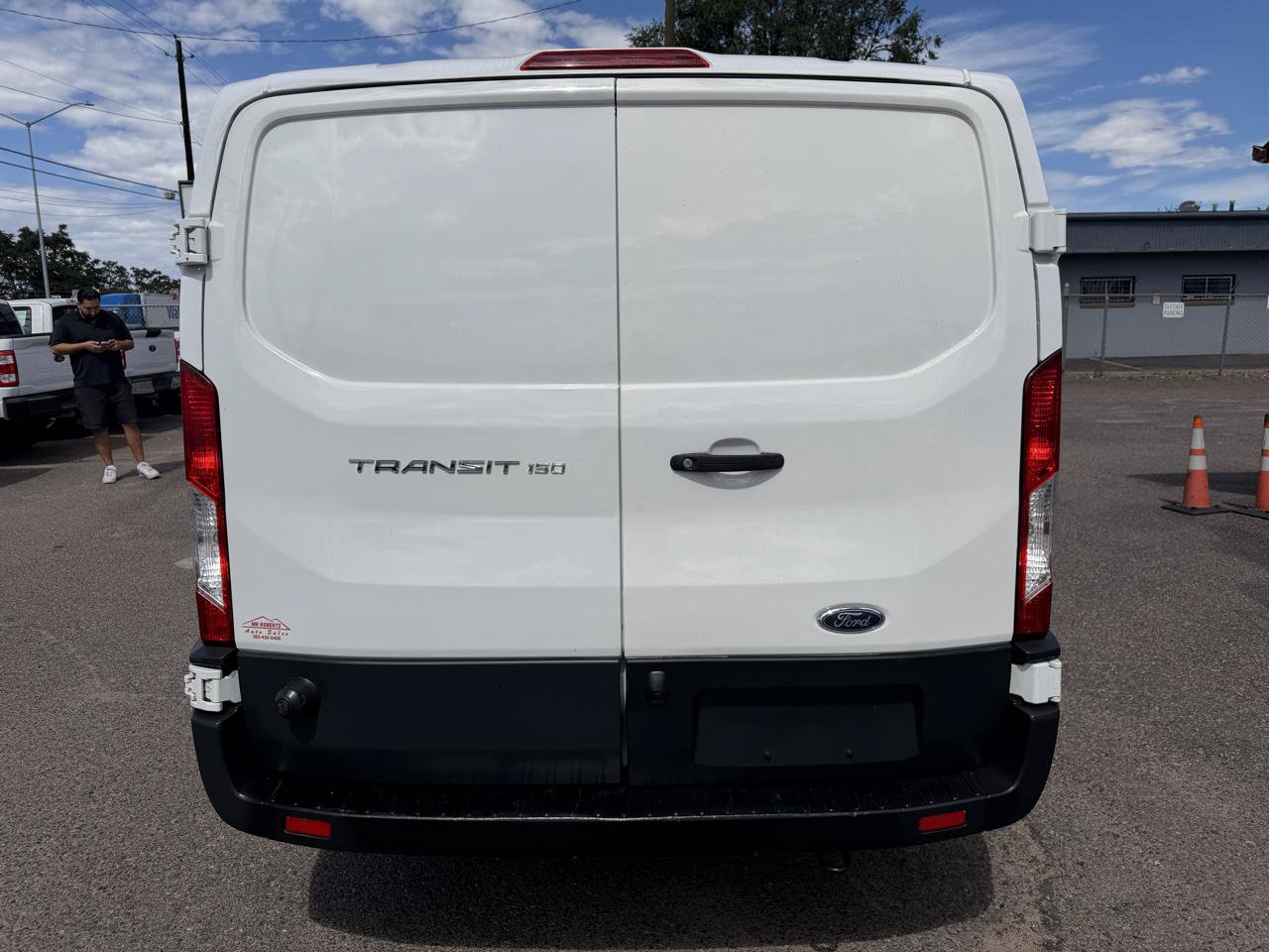 Used 2022 Ford Transit 250 Low Roof w/ Exterior Upgrade Package RWD image 8