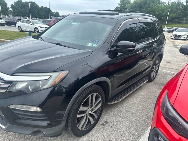 Used 2016 Honda Pilot Touring image 2
