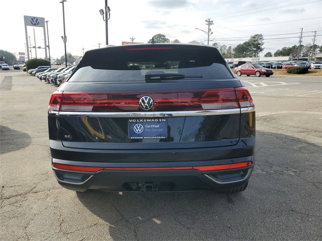 Certified 2024 Volkswagen Atlas Cross Sport SE w/ Panoramic Sunroof Package image 5