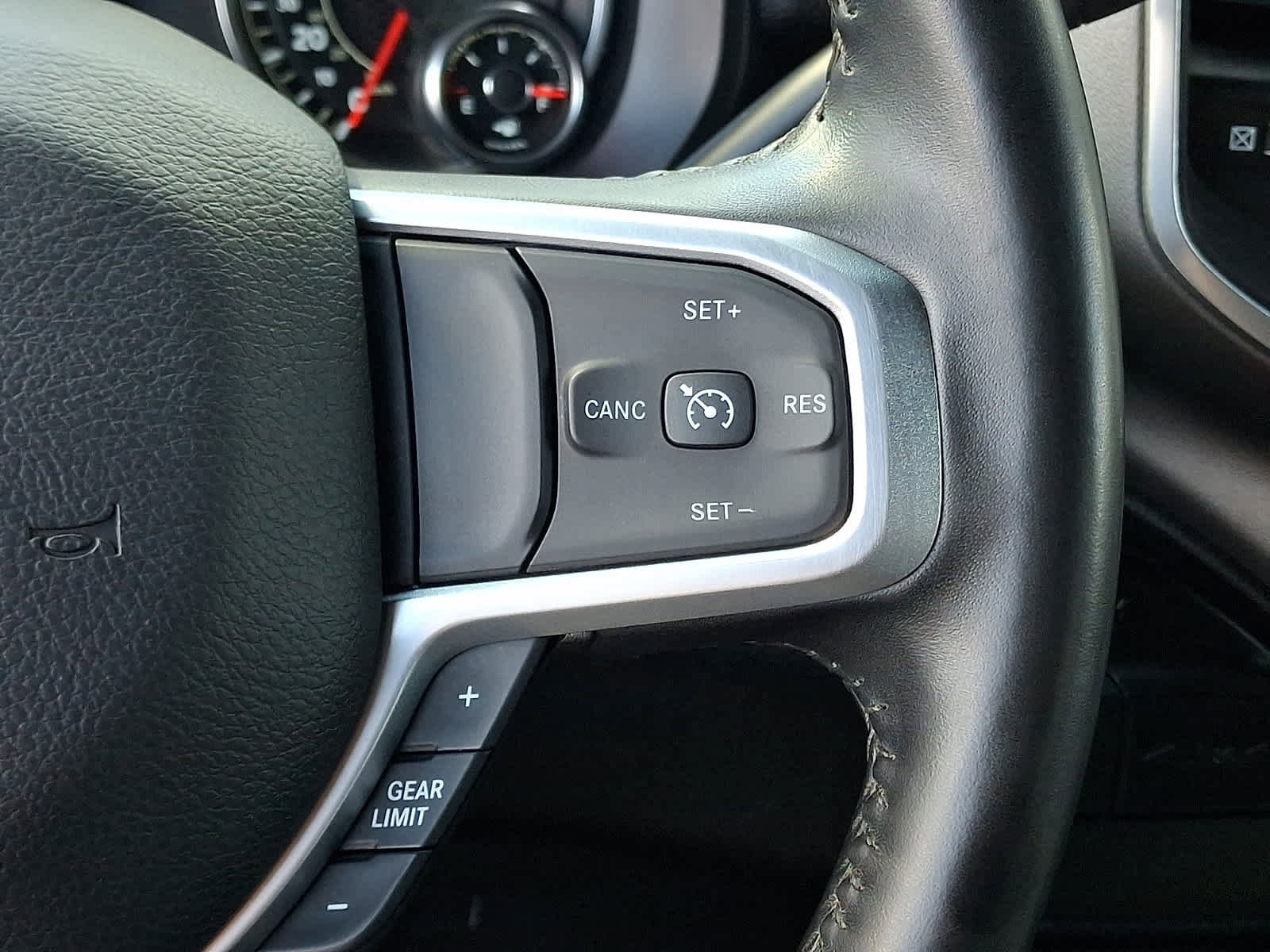 Used 2024 RAM 2500 Big Horn AWD/4WD image 22