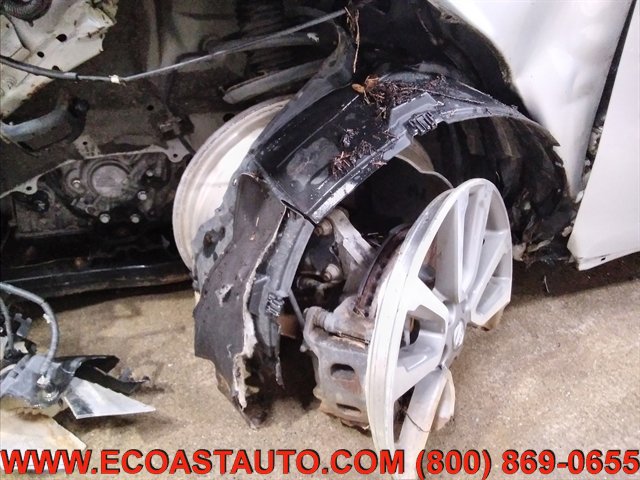 Used 2014 Nissan Pathfinder SV AWD/4WD image 15
