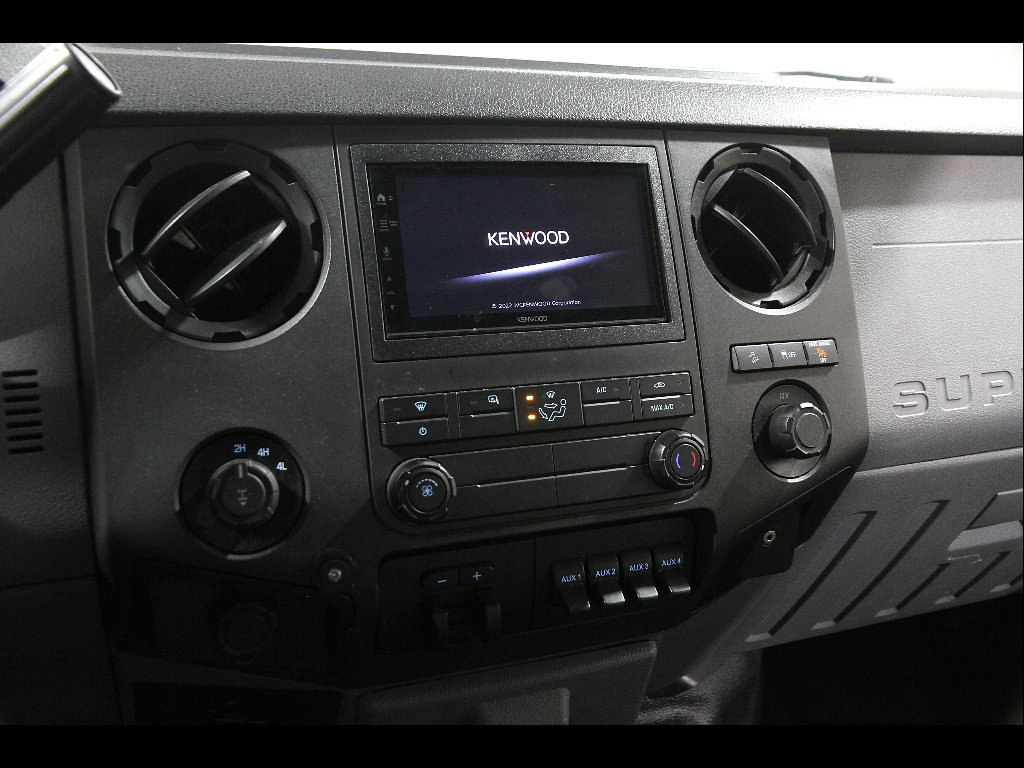 Used 2015 Ford F250 XL w/ Power Equipment Group image 9