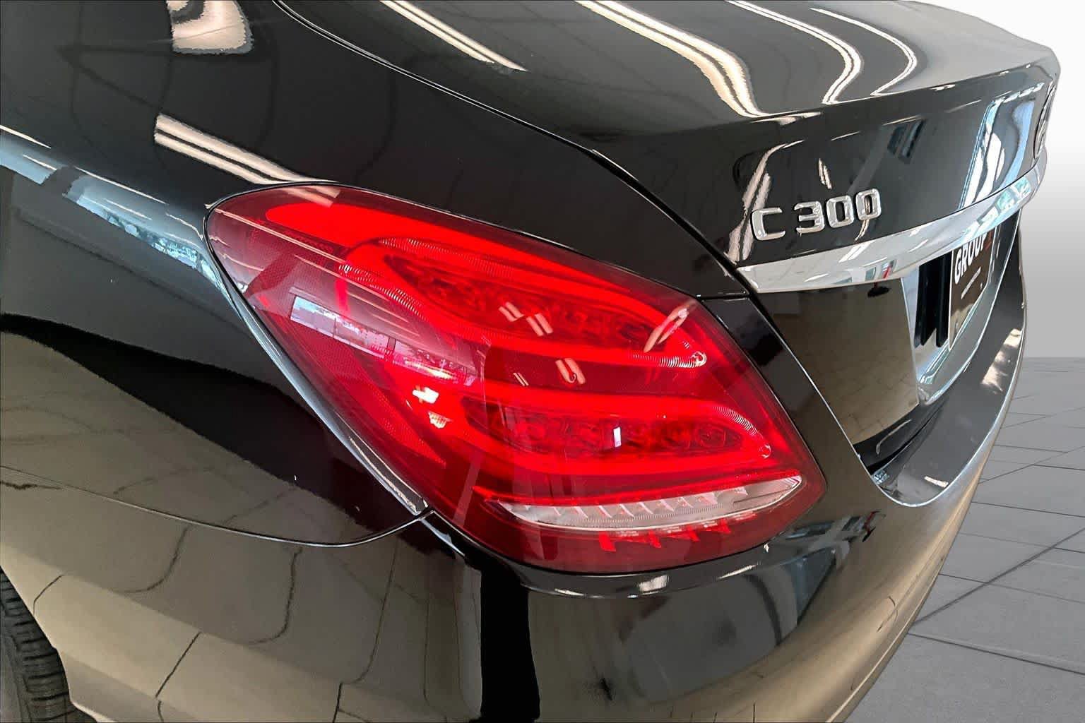 Used 2015 Mercedes-Benz C 300 4MATIC Sedan image 28