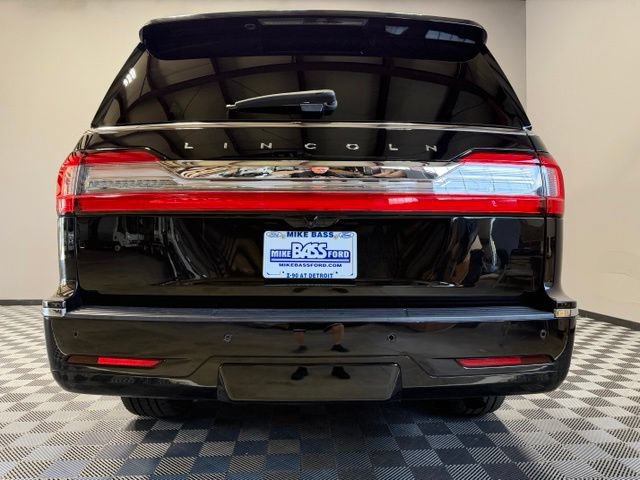 Used 2019 Lincoln Navigator Reserve AWD/4WD image 10