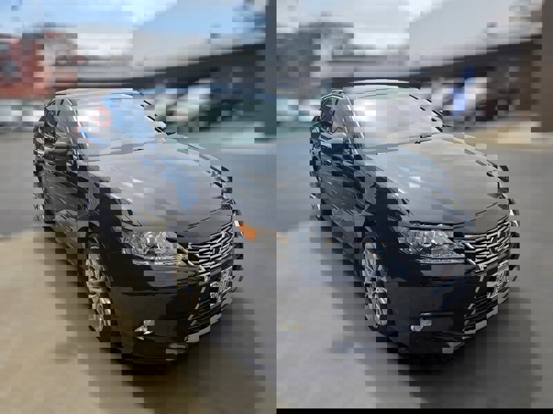 Used 2013 Lexus ES 350 w/ Luxury Pkg image 3