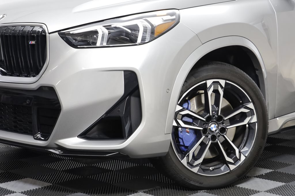 Certified 2025 BMW X1 M35i AWD/4WD image 3
