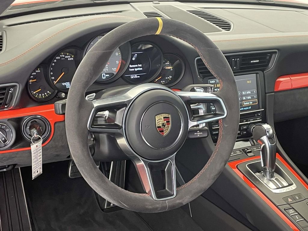 Used 2016 Porsche 911 GT3 RS RWD image 4