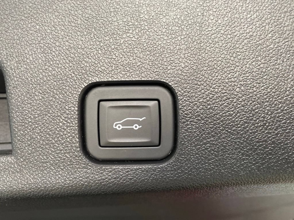 Used 2026 Buick Enclave Sport Touring AWD/4WD image 19