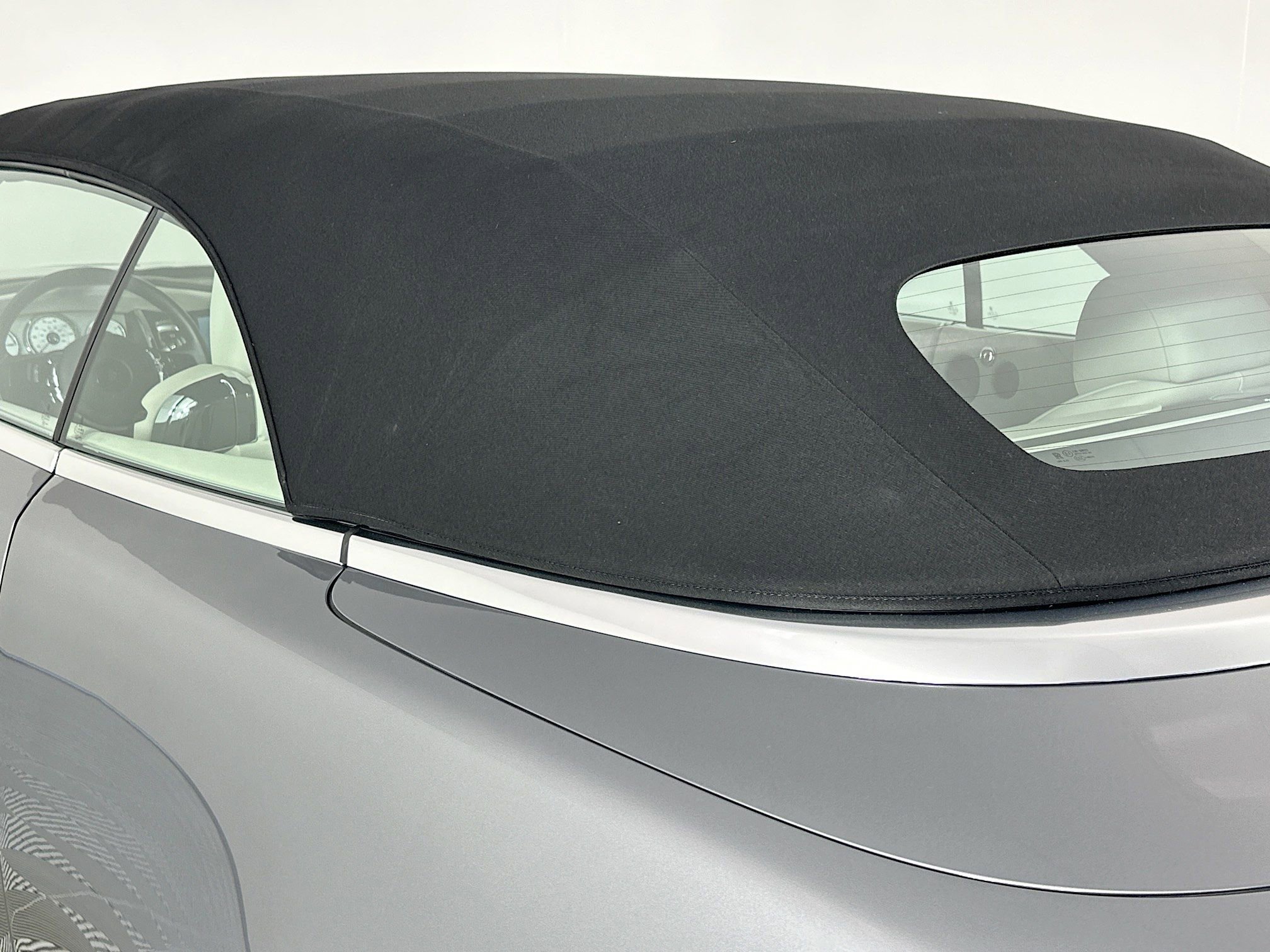 Certified 2016 Rolls-Royce Dawn image 29