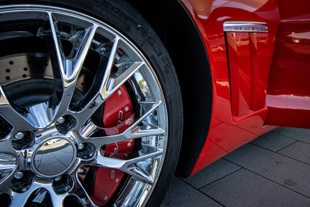 Used 2011 Chevrolet Corvette Grand Sport w/ Preferred Equipment Group image 31