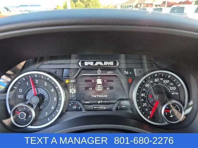 New 2026 RAM 1500 4x4 Crew Cab image 24