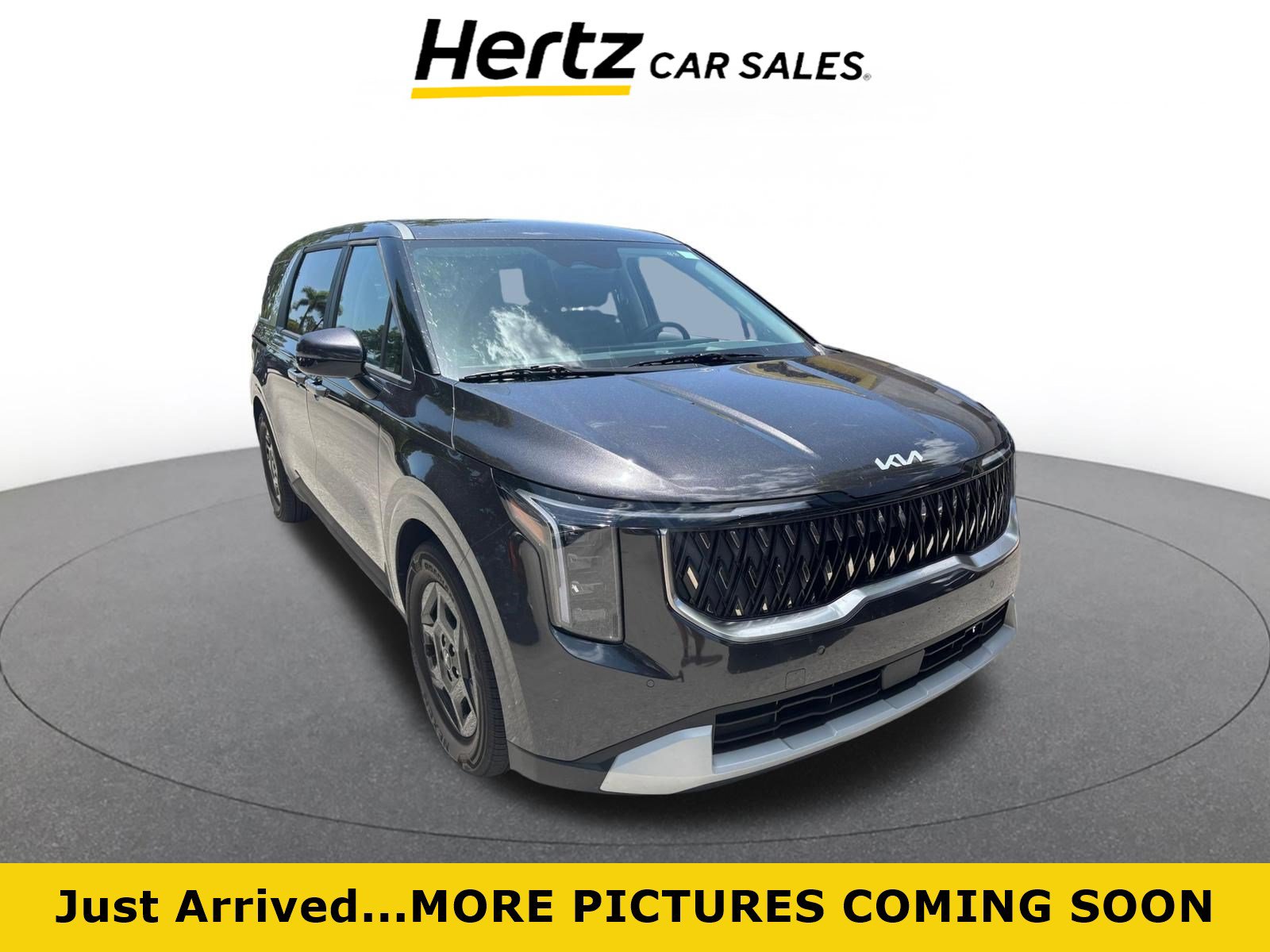 Used 2026 Kia Carnival FWD image 1