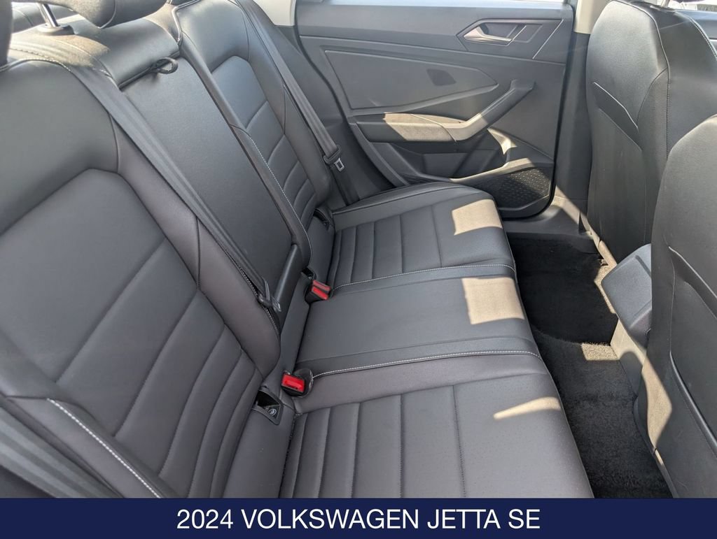 Certified 2024 Volkswagen Jetta SE FWD image 29
