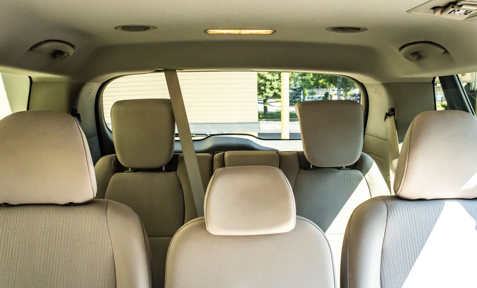Used 2020 Kia Sedona LX FWD image 14