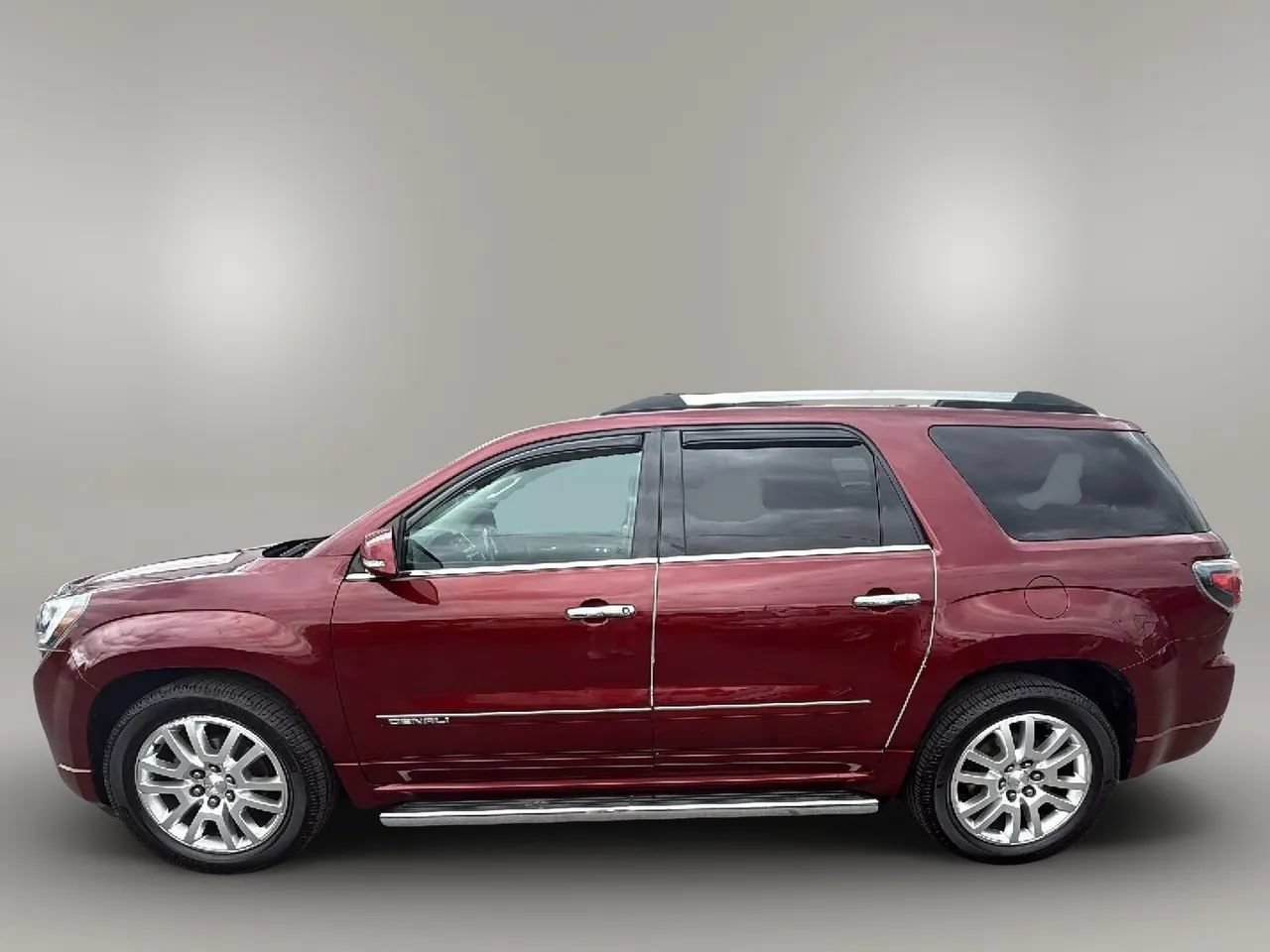 Used 2016 GMC Acadia Denali AWD/4WD image 2