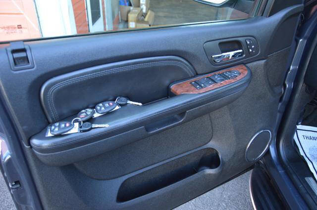 Used 2008 GMC Yukon XL Denali image 55