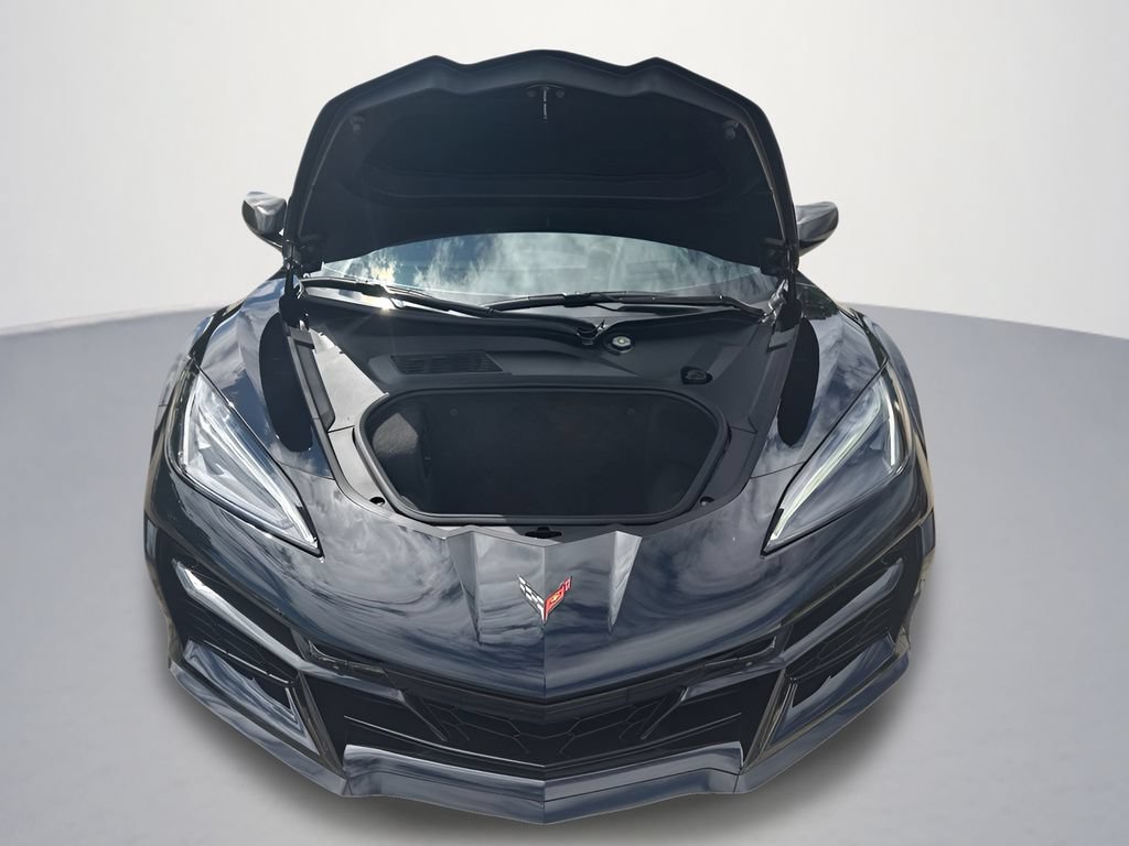 Used 2025 Chevrolet Corvette Z06 w/ Stealth Interior Trim Package RWD image 27