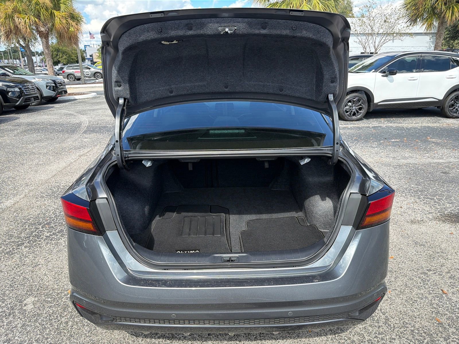 Certified 2025 Nissan Altima 2.5 S image 19