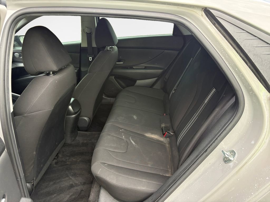 Used 2021 Hyundai Elantra SEL FWD image 24