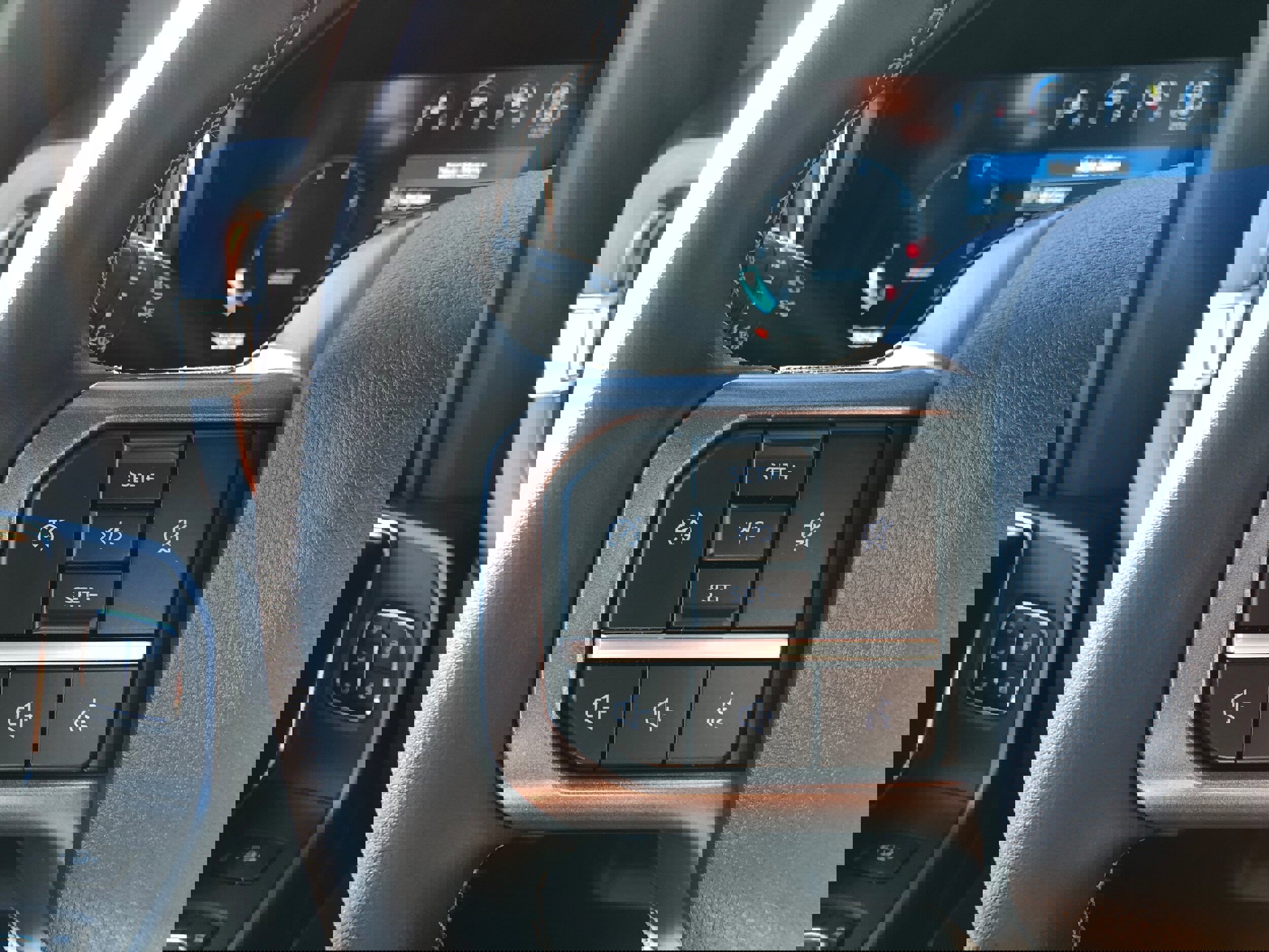 New 2026 Ford F250 Lariat w/ FX4 Off-Road Package image 16