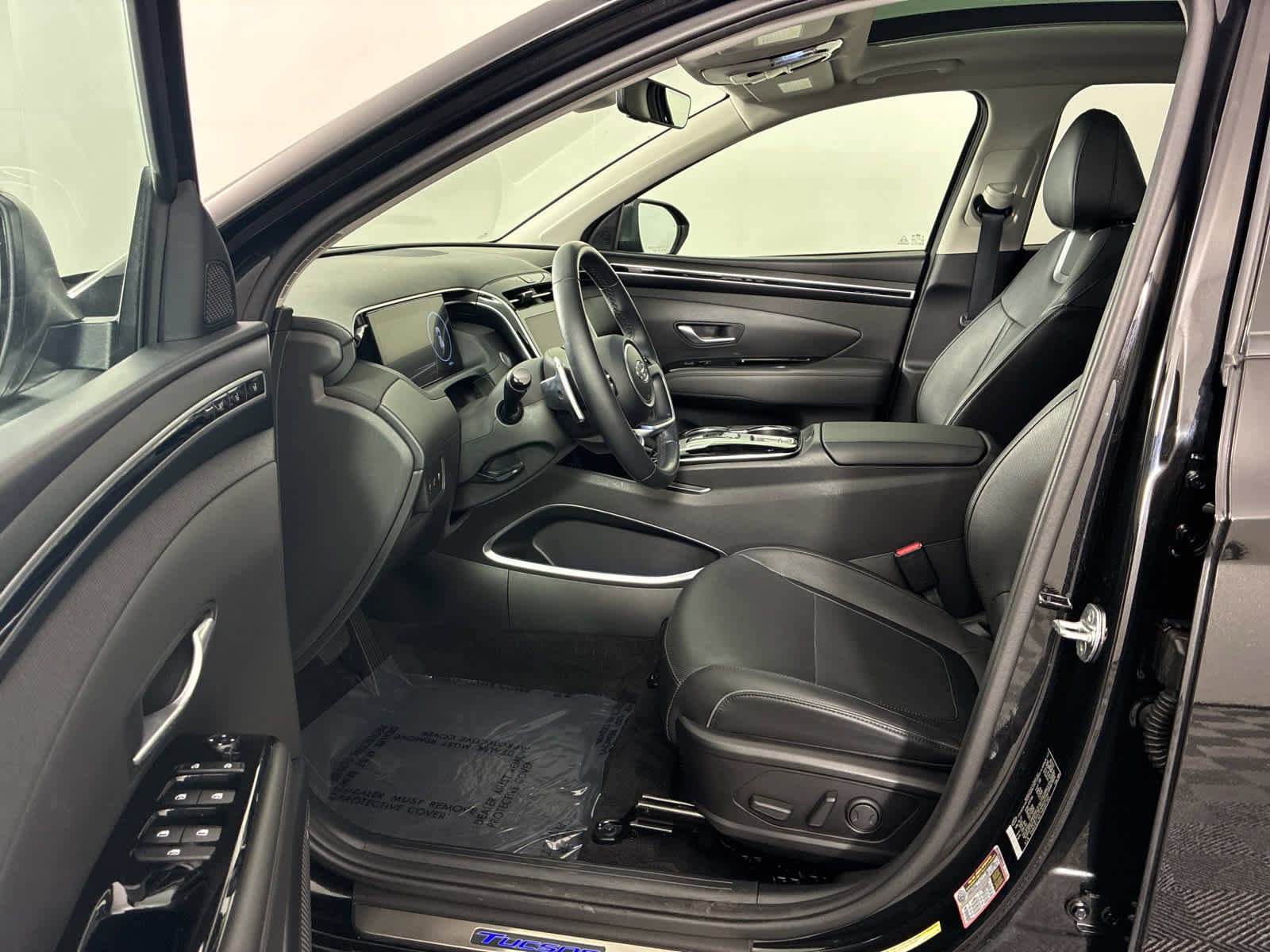 Used 2022 Hyundai Tucson Limited AWD/4WD image 9