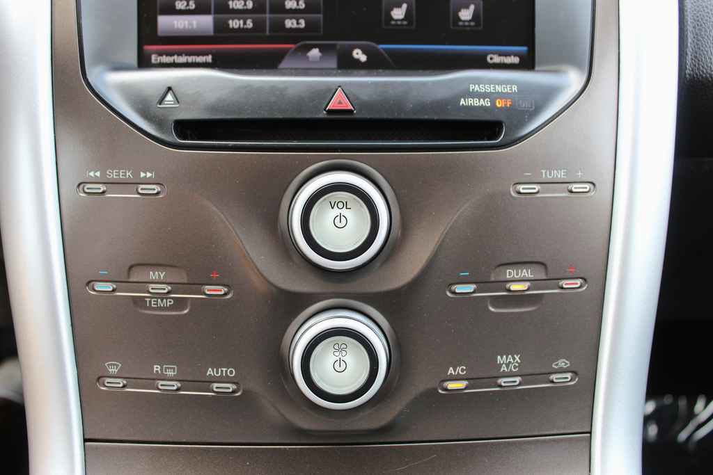 Used 2013 Ford Edge SEL AWD/4WD image 19