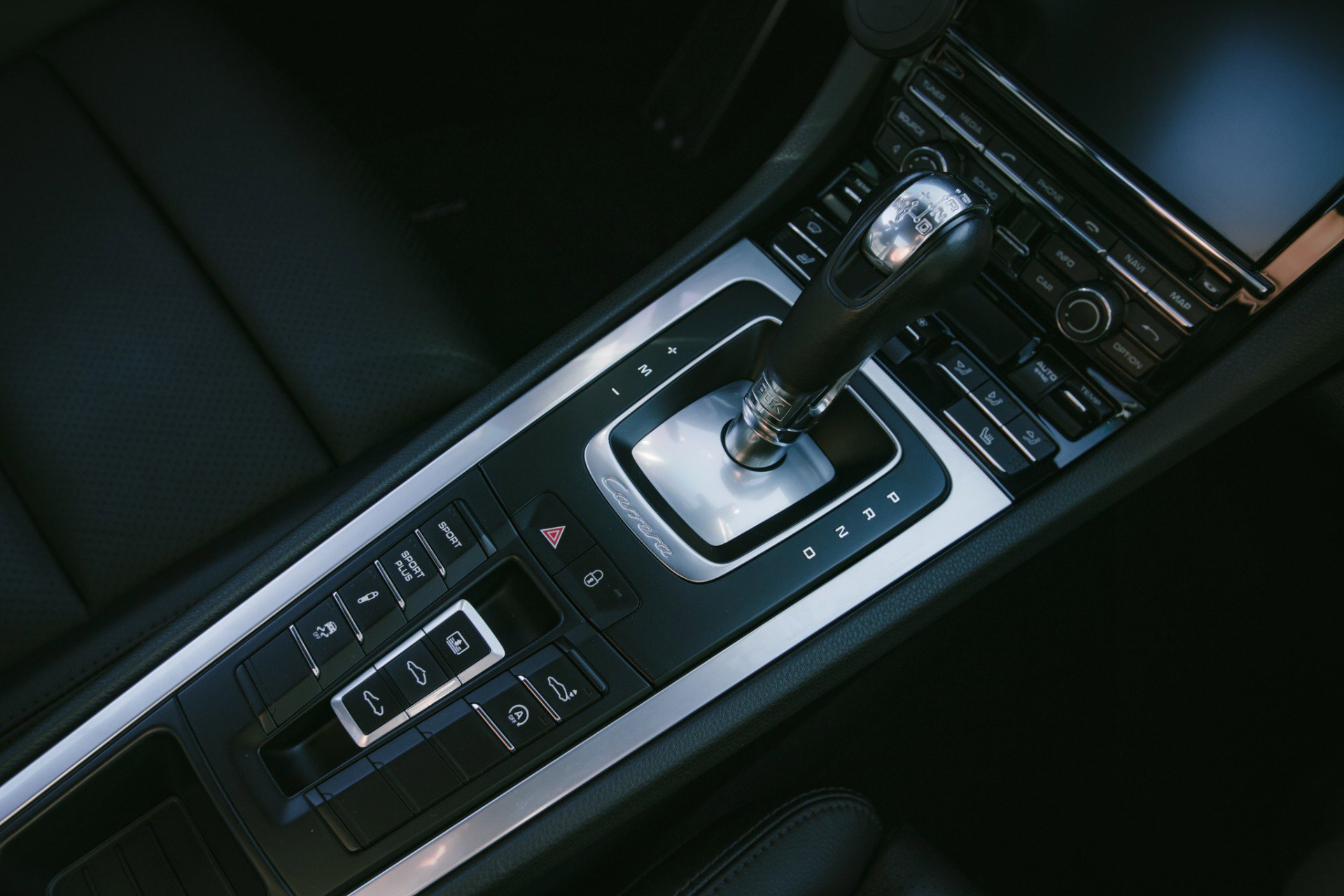 Used 2015 Porsche 911 Carrera 4S image 10